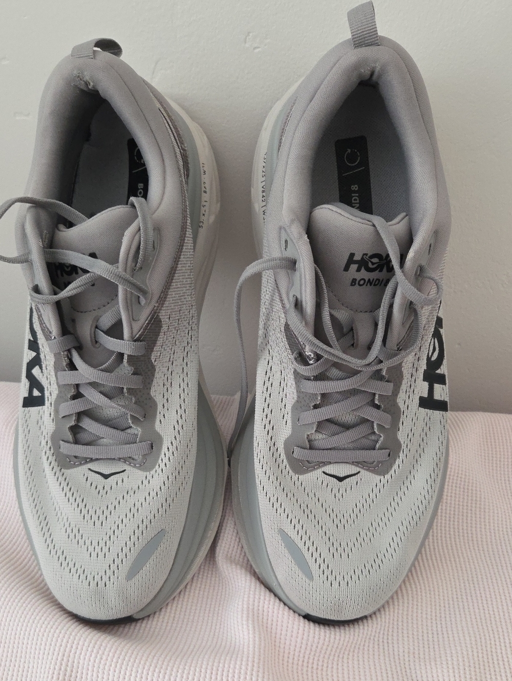 Hoka Bondi 8 Men's Running Shoes - Light Gray and Gray